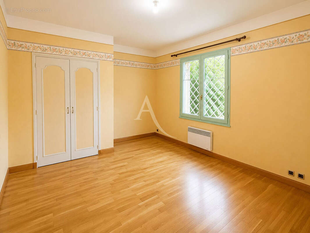 Maison familiale de 165 m² au coeur de Plaisance-du-Touch - photo 9