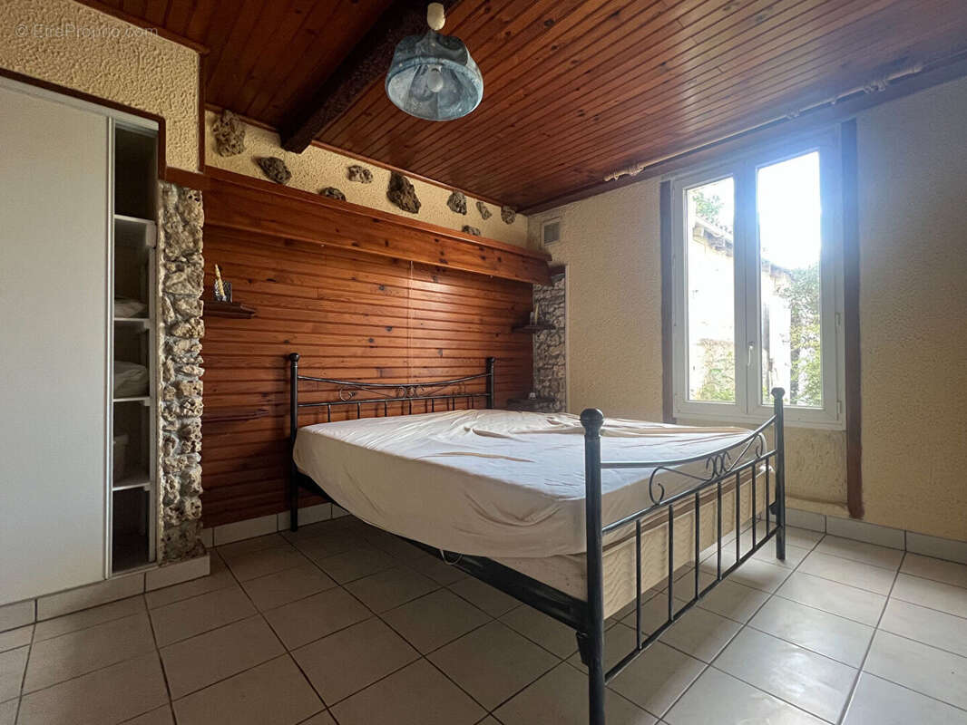 Maison à TONNAY-CHARENTE