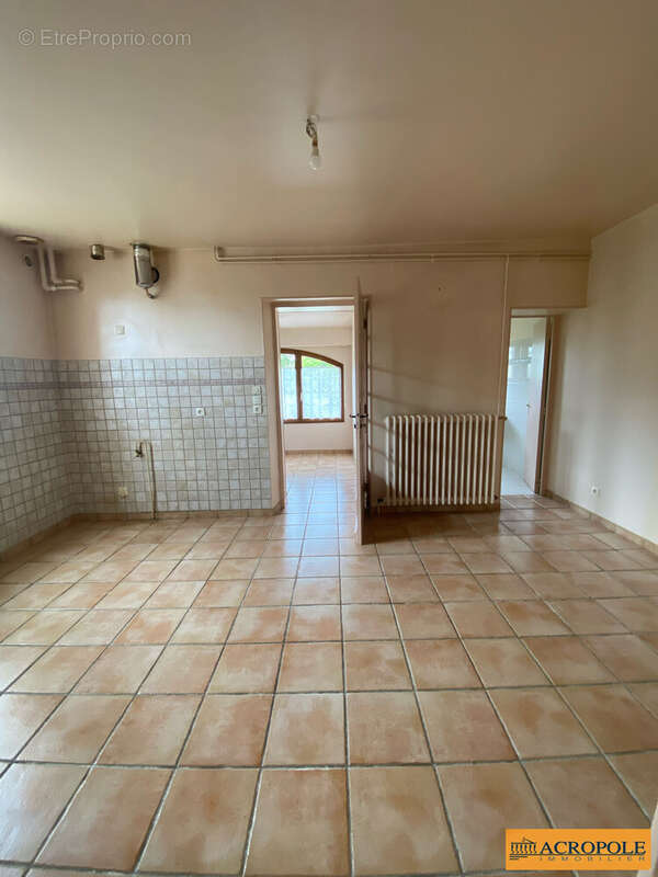 Maison à POILLY-LEZ-GIEN