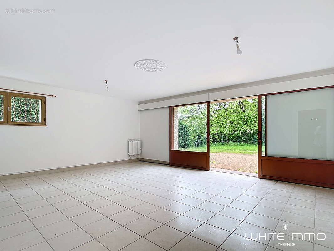 Maison à FRANCHEVILLE