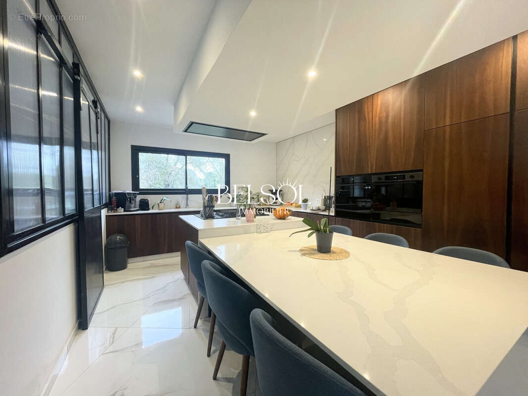 Maison à SAINT-CYPRIEN