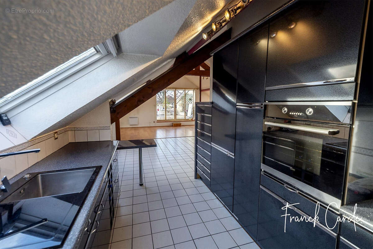 Appartement à MONT-SAINT-AIGNAN