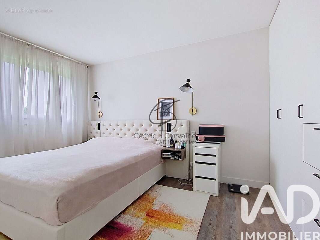 Photo 8 - Appartement à ROISSY-EN-BRIE