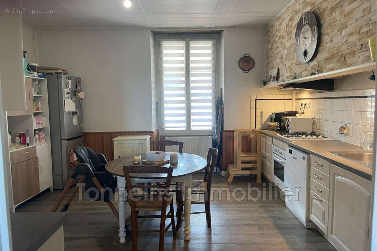 Maison à TOMBEBOEUF