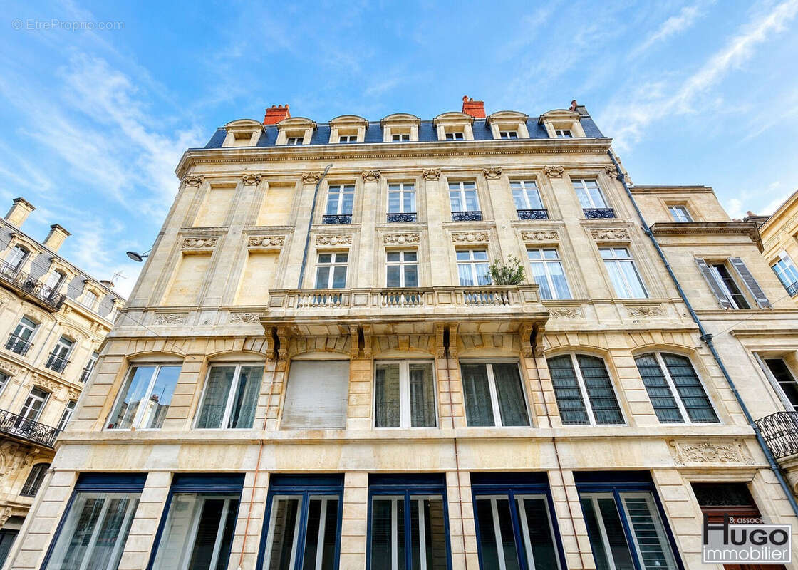 Bordeaux - hypercentre - cours alsace-lorraine au pied du tramway (place du palais : ligne a) appartement haussmannien 5 pièces  - photo 10