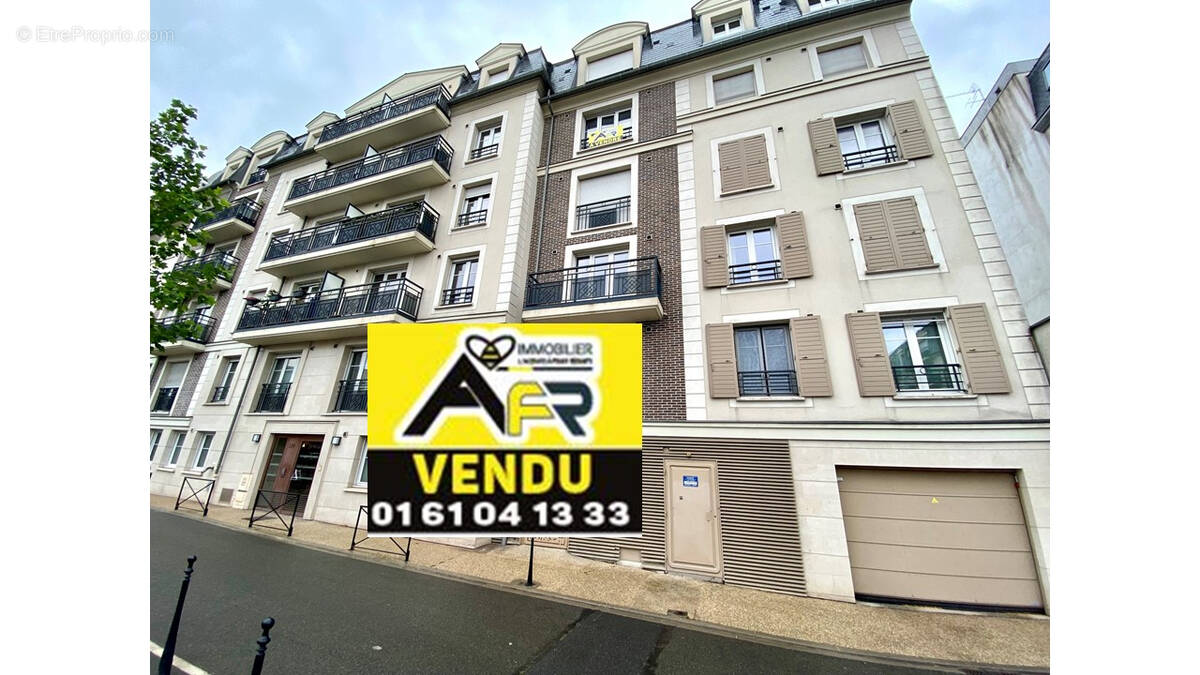 Appartement à SARTROUVILLE