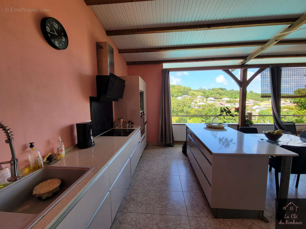 Appartement à LES TROIS-ILETS