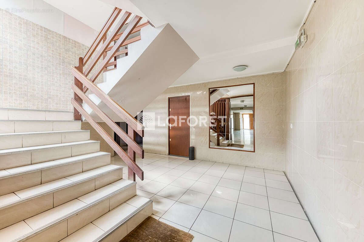 Appartement à OZOIR-LA-FERRIERE