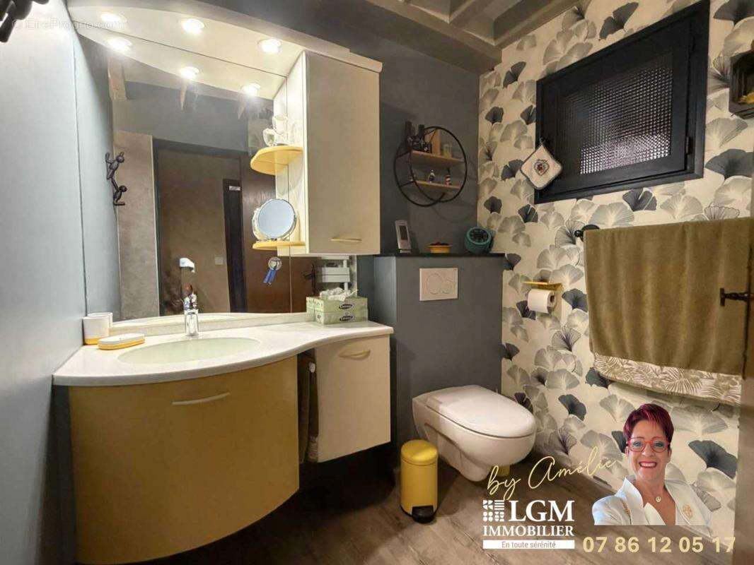 MAGNIFIQUE LONGÈRE de 209 m² - 4 Chambres - Dépendances - photo 13