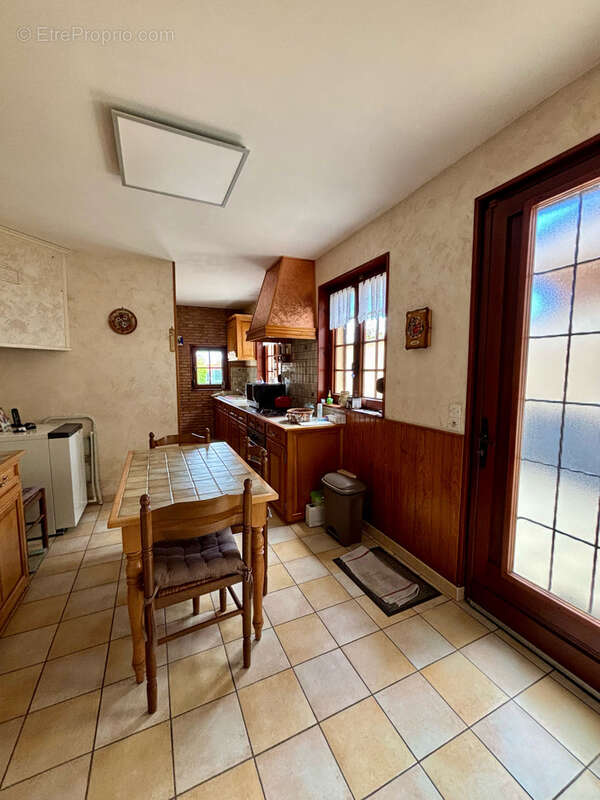 Maison à BRUAY-LA-BUISSIERE