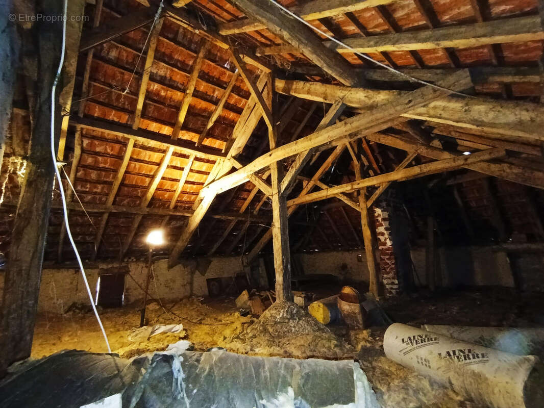 Maison à SAINT-VITE