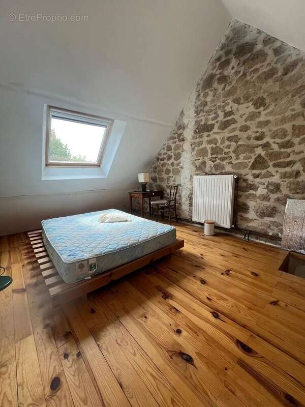Maison à AUZANCES