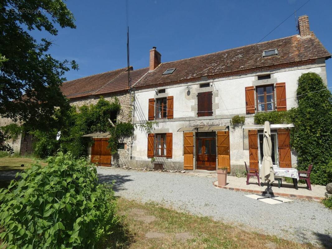 Maison à SAINT-LOUP