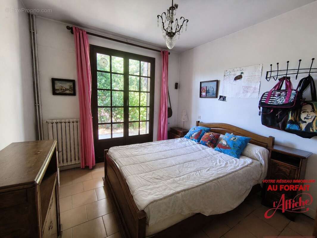 Maison T4 de 102 m² sur un beau terrain de plus de 1 900 m² - photo 10