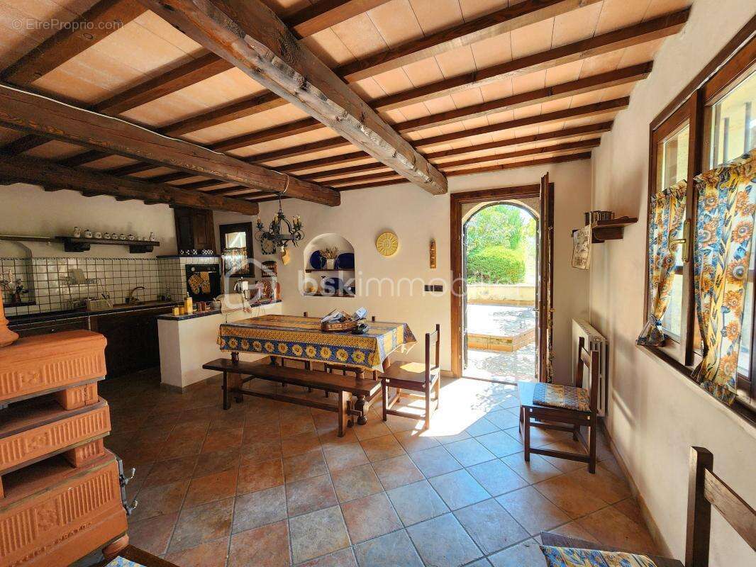 Mas Authentique au Cœur du Luberon sur plus de 2,7 hectares - photo 11