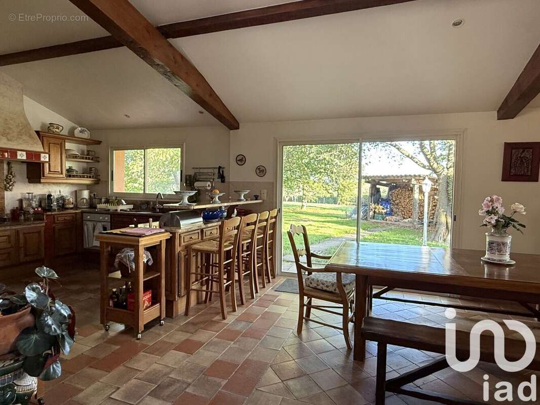 Photo 4 - Maison à FLOURENS