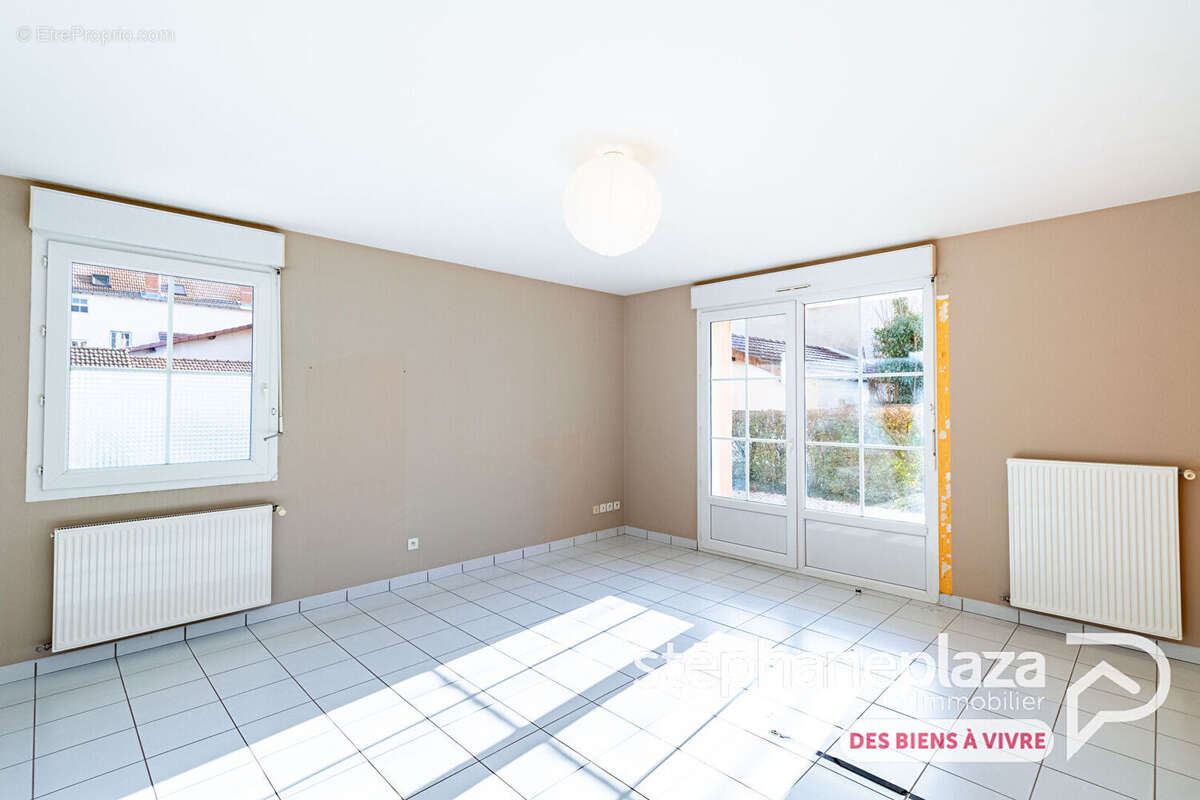 Appartement à VILLARS-LES-DOMBES