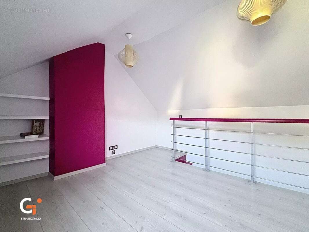 Expo Sud, grand garage + 2 stationnements, 4 chambres - photo 15