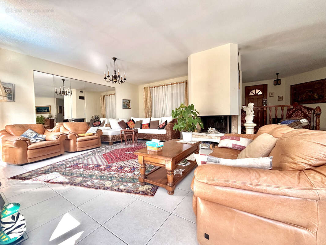 Maison à ROQUEBRUNE-CAP-MARTIN