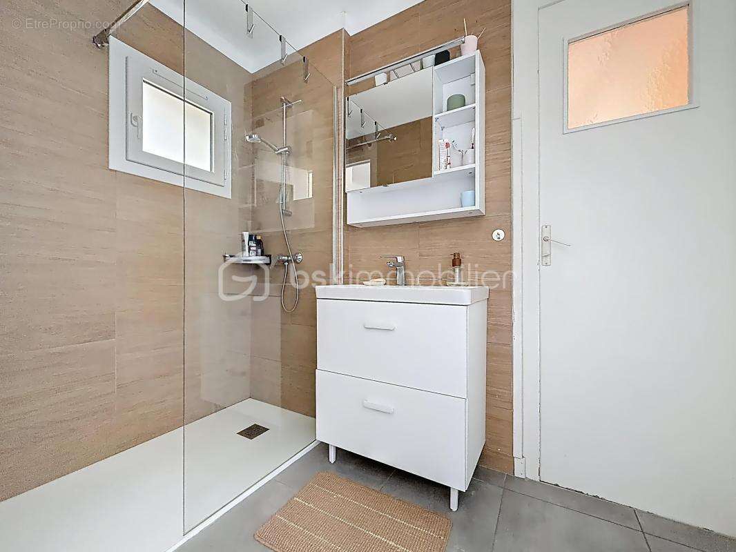 Appartement à SAINT-MARTIN-LE-VINOUX