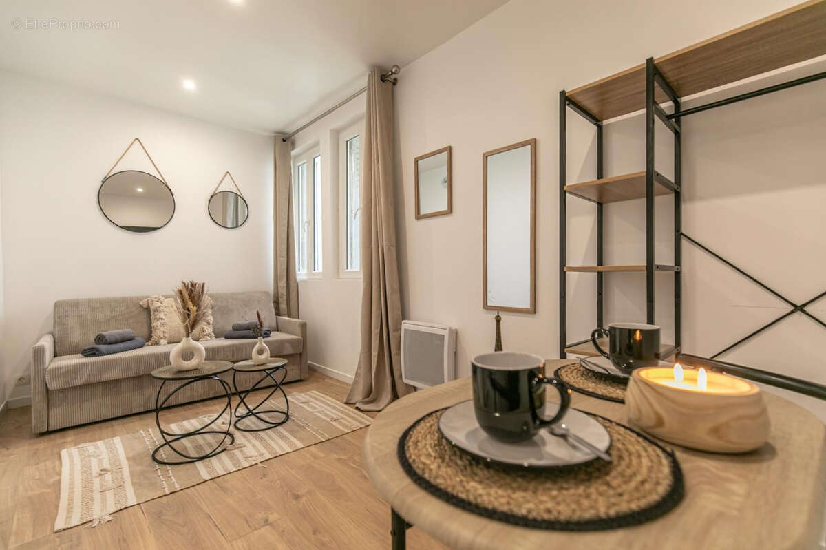 Appartement à PARIS-18E