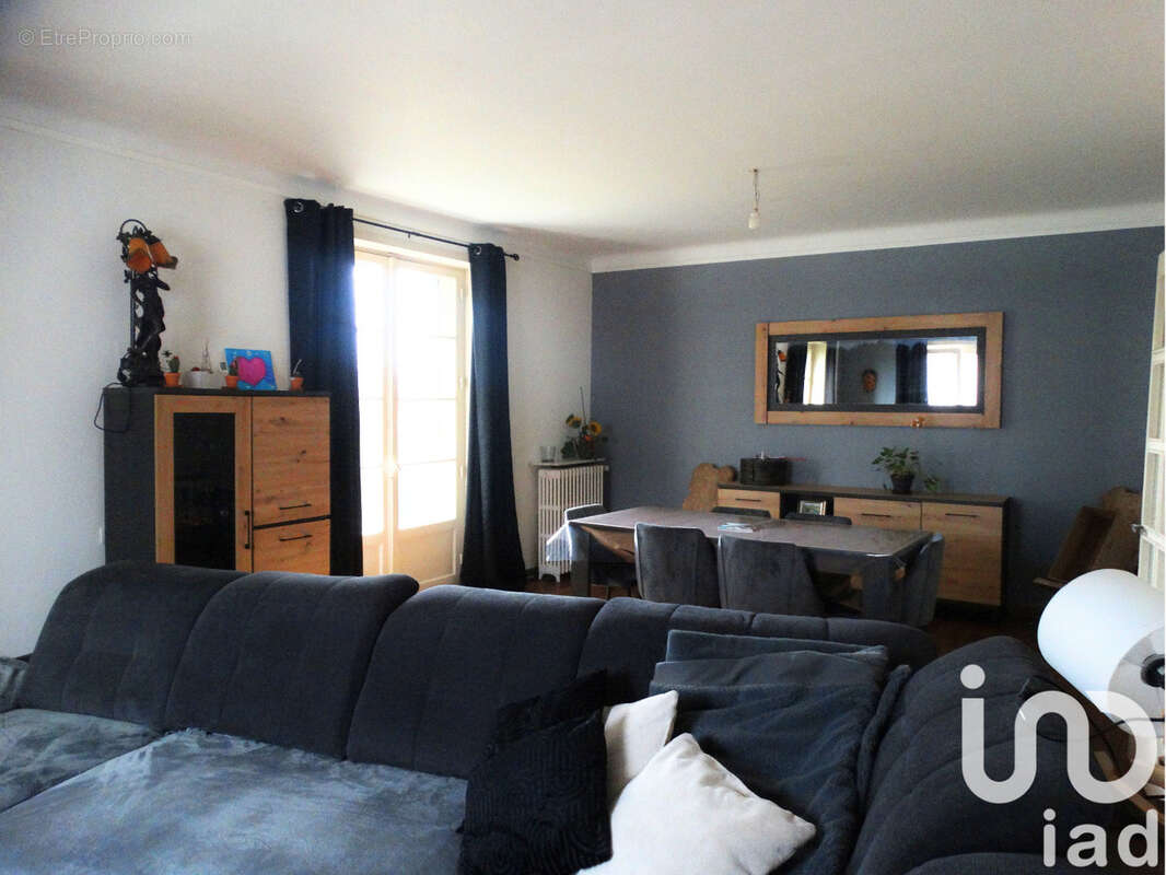 Photo 3 - Maison à ETIVAL-CLAIREFONTAINE