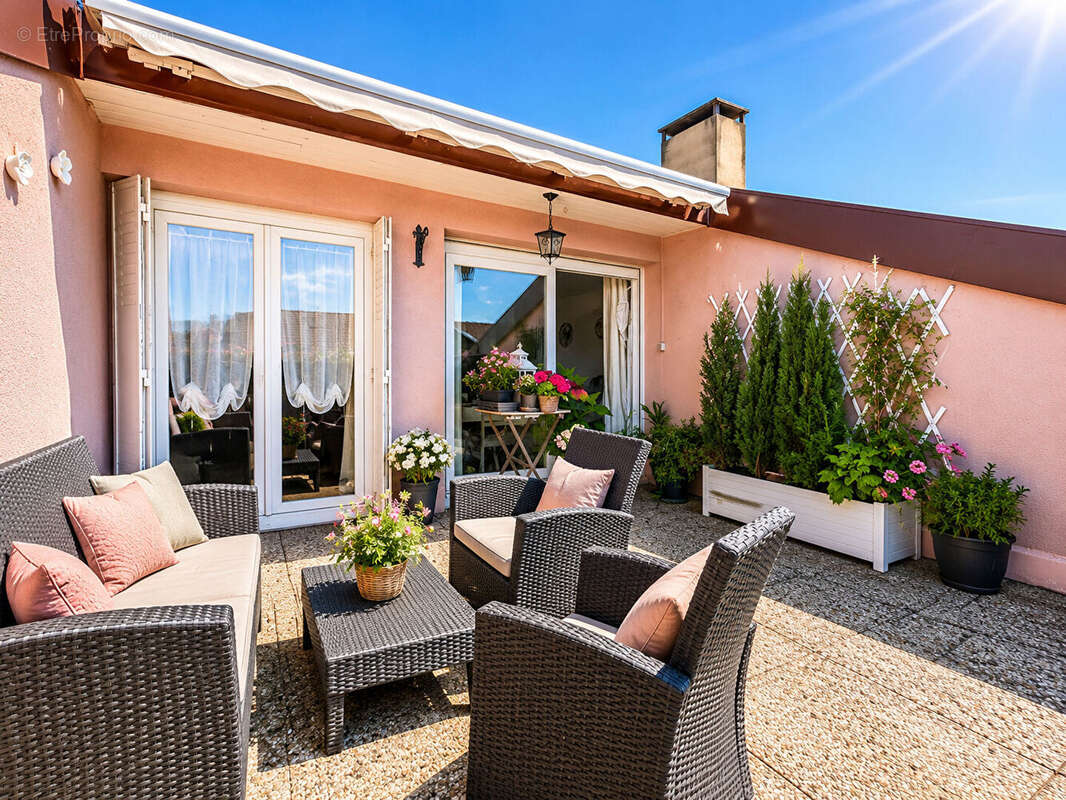 Appartement à DOUVAINE