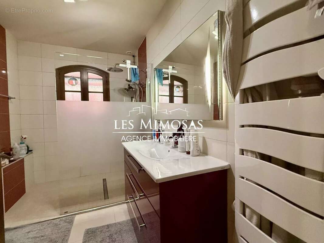 Maison à FREJUS