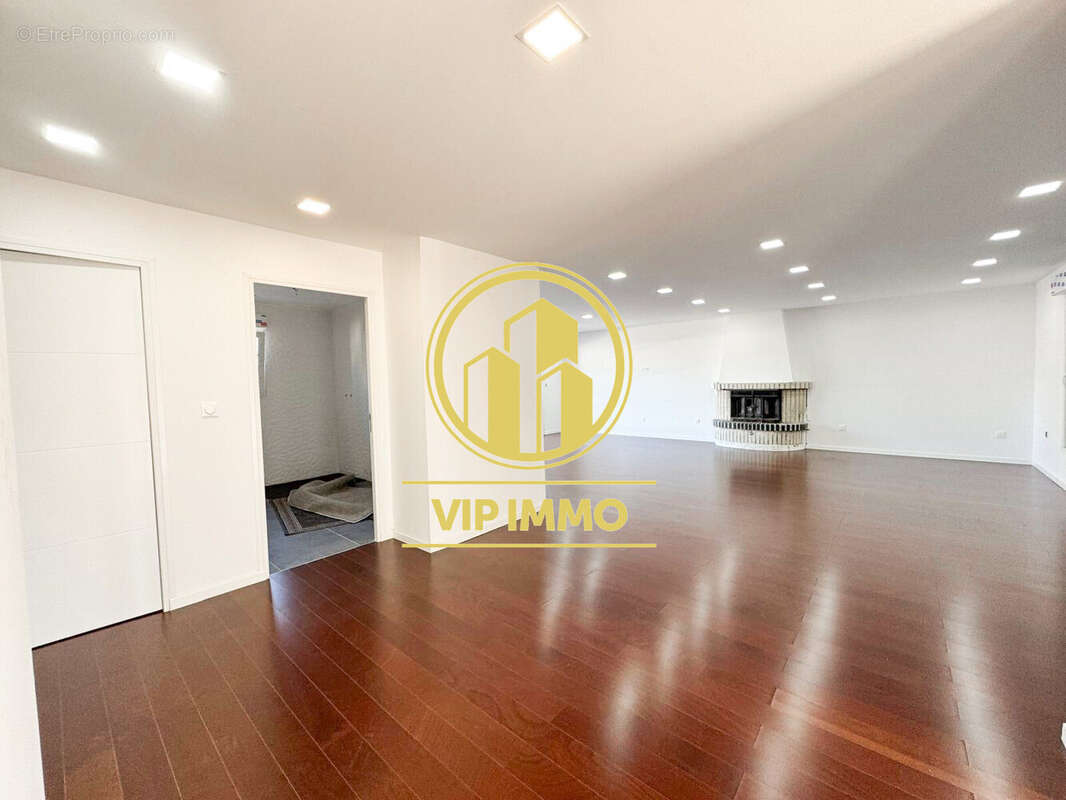 Maison à FACHES-THUMESNIL