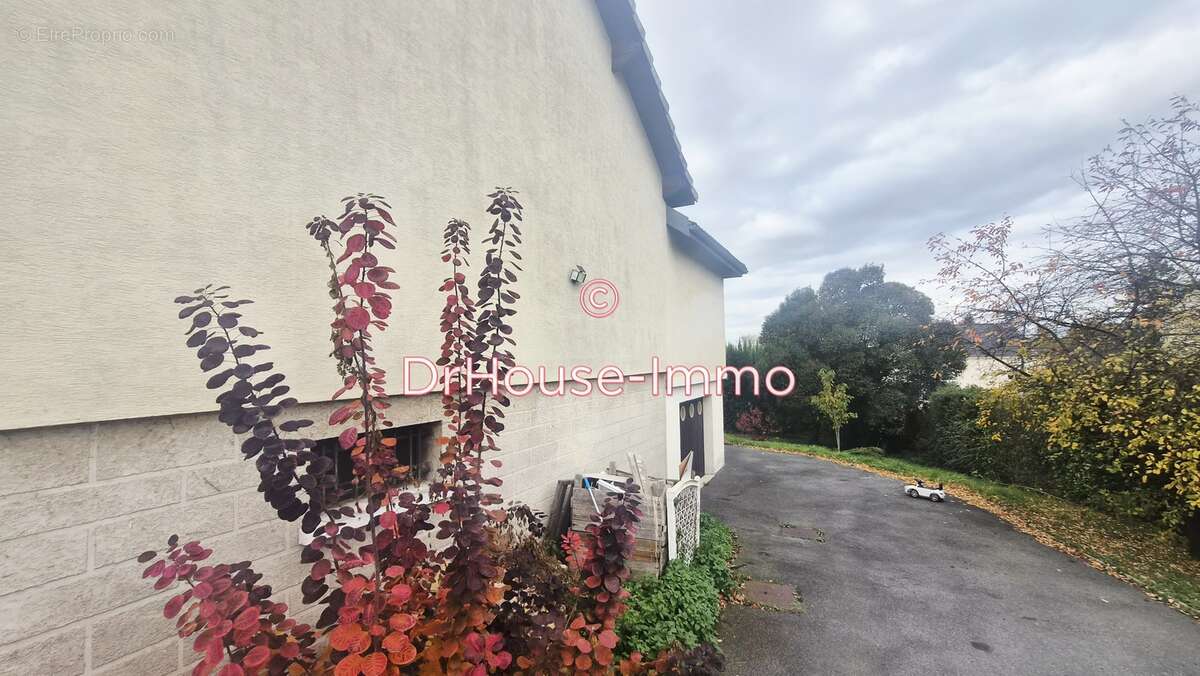 Maison à MAREUIL-LES-MEAUX