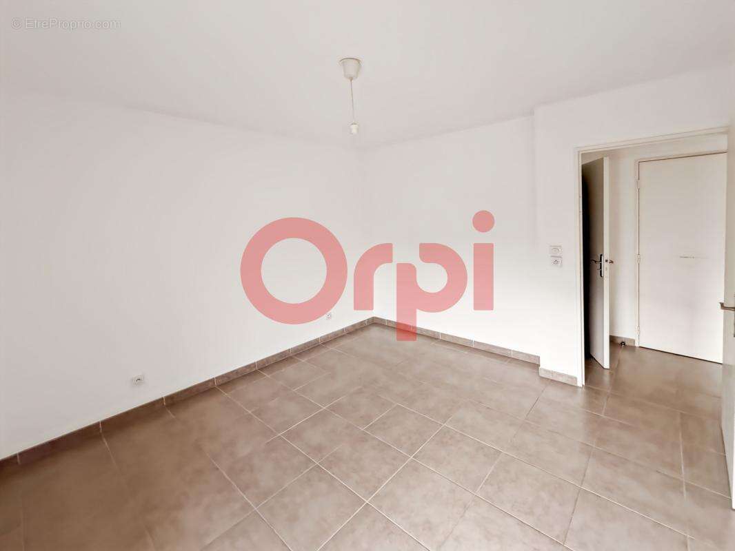 Appartement à MARSEILLE-9E