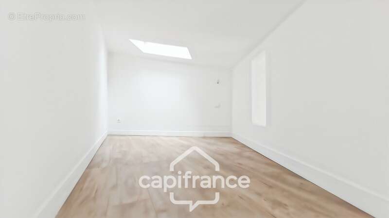 Maison à MONTREUIL