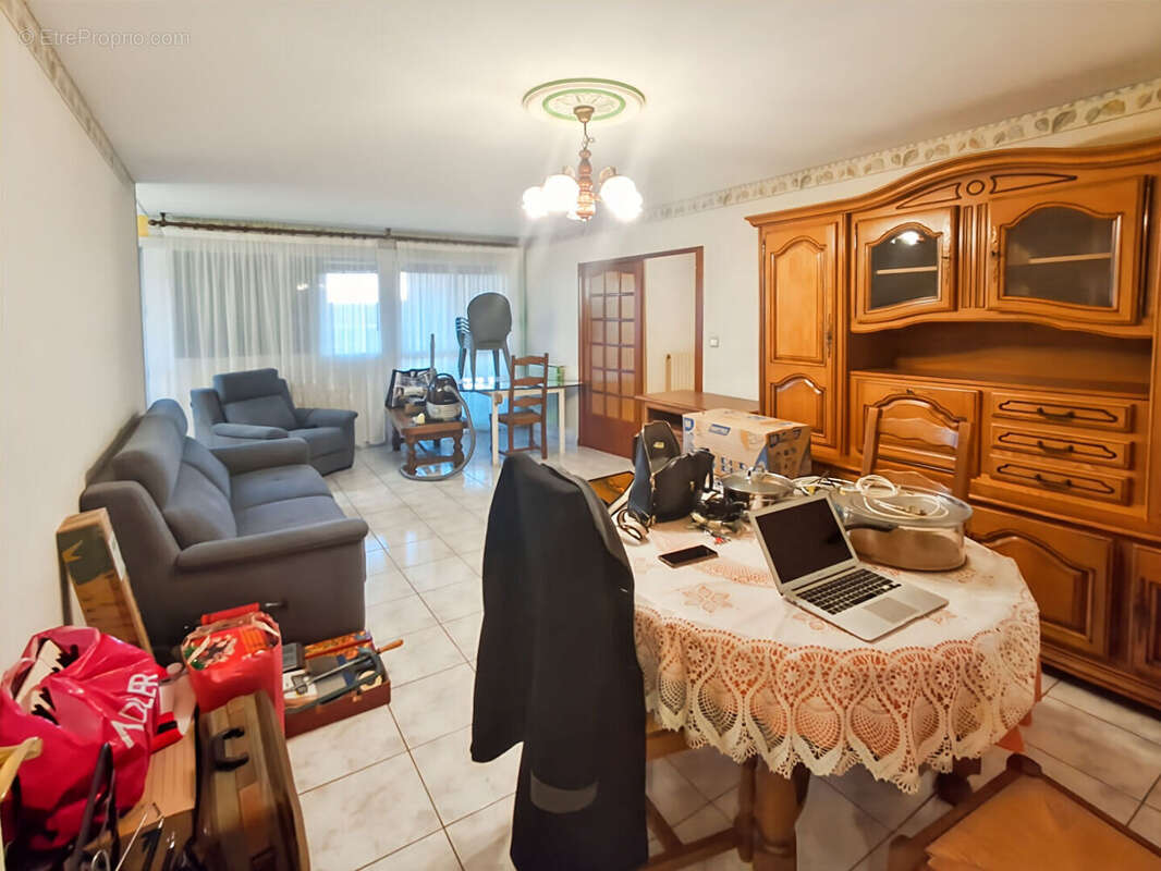 Appartement à VITROLLES