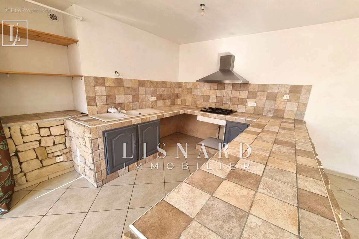 Appartement à VALLAURIS