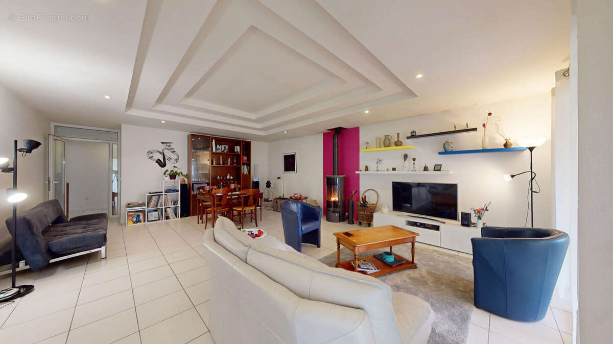 Maison à SAINT-LYS