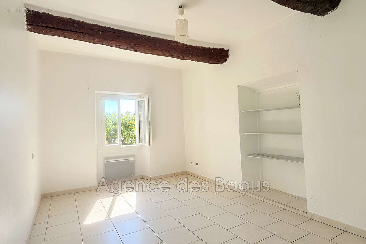 Appartement à LA GAUDE