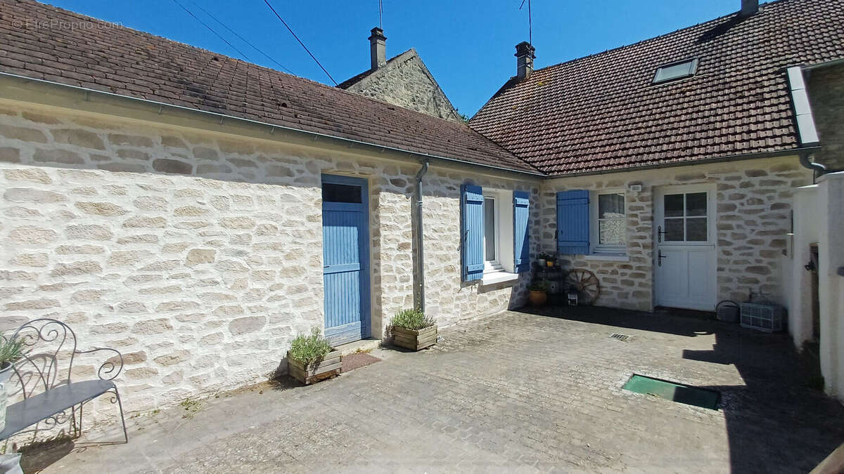 Maison à MAGNY-EN-VEXIN