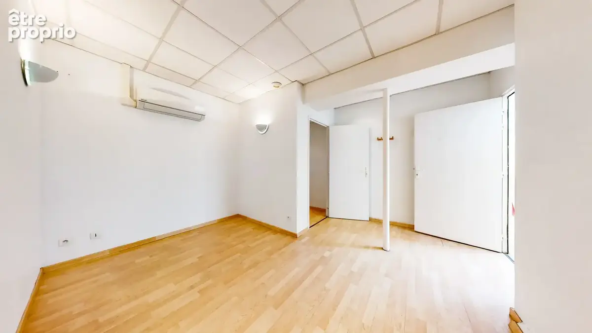 Toulouse Hypercentre - Local Professionnel + cave, vendu libre - photo 7