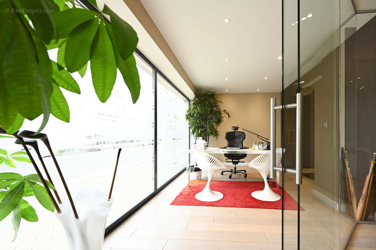 Commerce à BORDEAUX