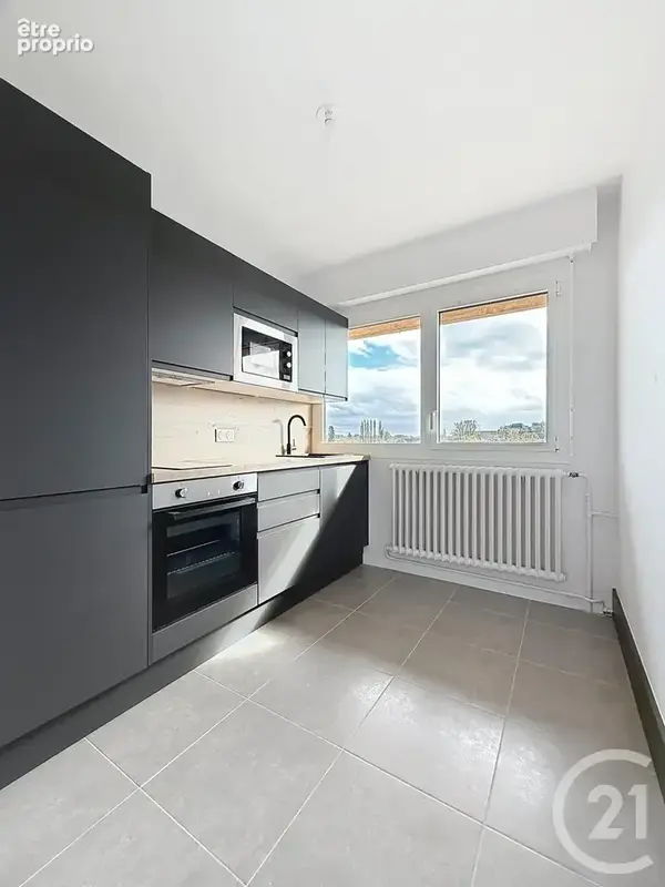 Appartement 2 pièces 45 m² à vendre à Chartres (28000) - photo 4