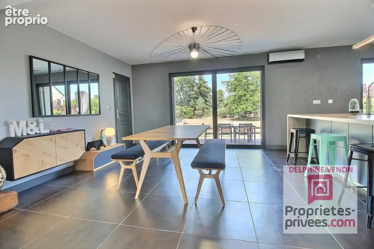 Exclusivité - Maison récente de 155 m² avec climatisation réversible sur un terrain de 1265 m² à Saint Martin d'Abbat - photo 3