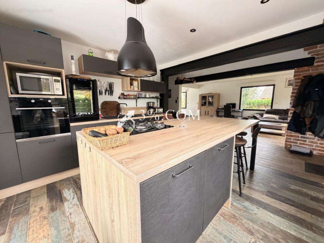 Maison à ESCOEUILLES