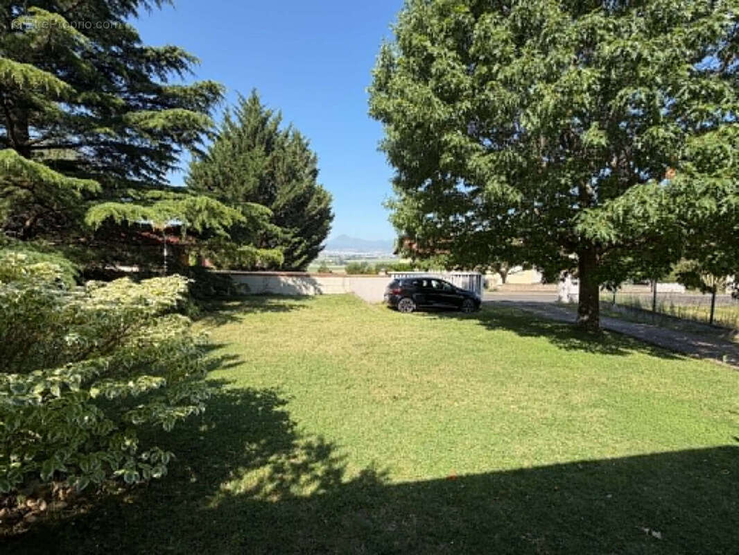 Maison 176 m² à Pont-Du-Chateau  - photo 2