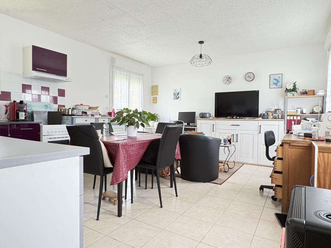 Maison 40 m² à La Colombe  - photo 7