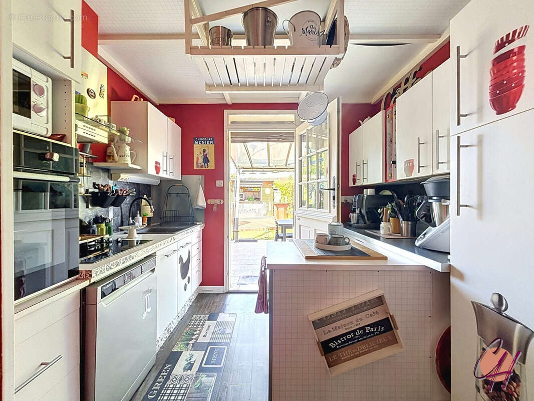 Maison à MONTLOUIS-SUR-LOIRE