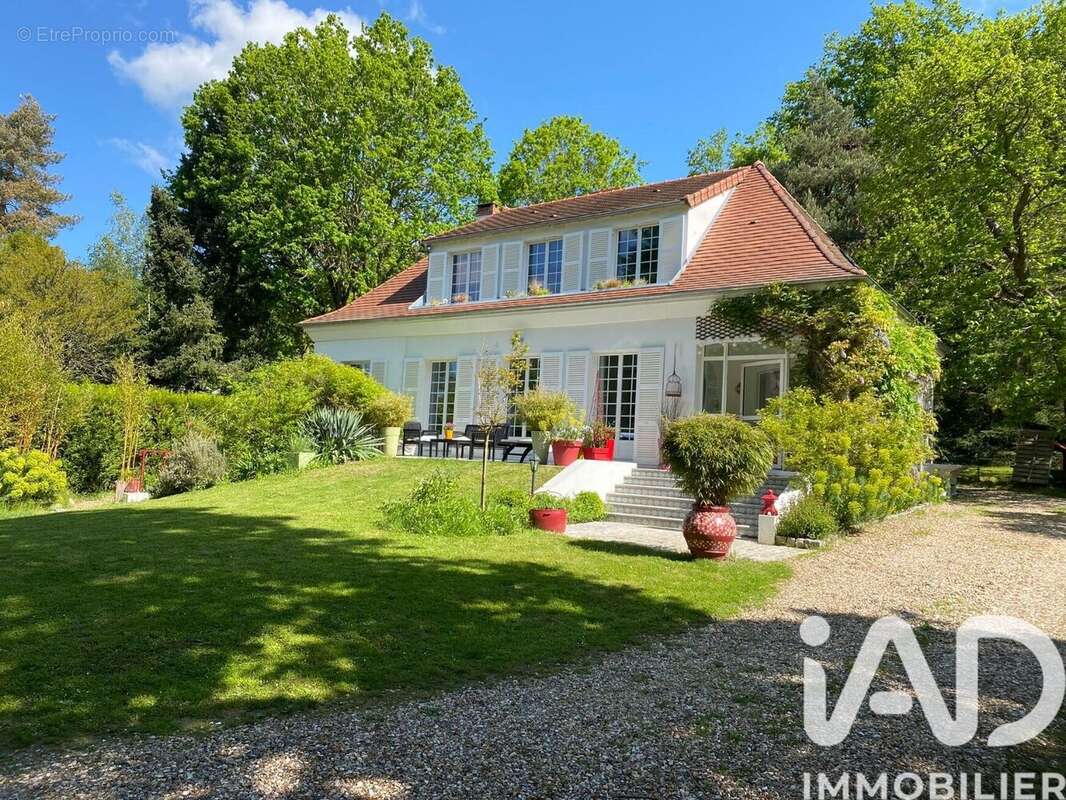 Photo 2 - Maison à SAINT-REMY-L'HONORE