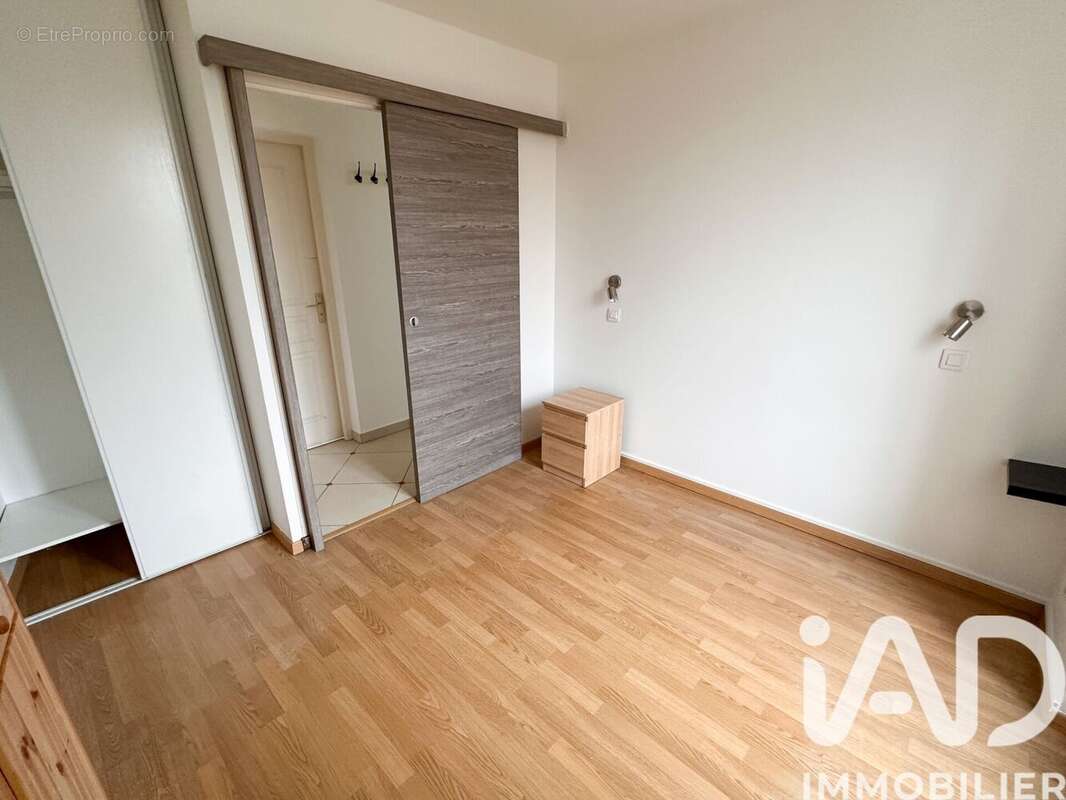 Photo 4 - Appartement à SAINTRY-SUR-SEINE