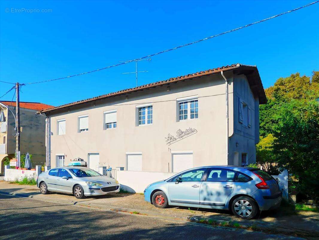 Appartement à CAZAUBON