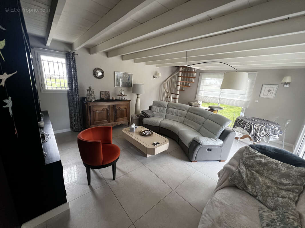 Maison à NAINTRE