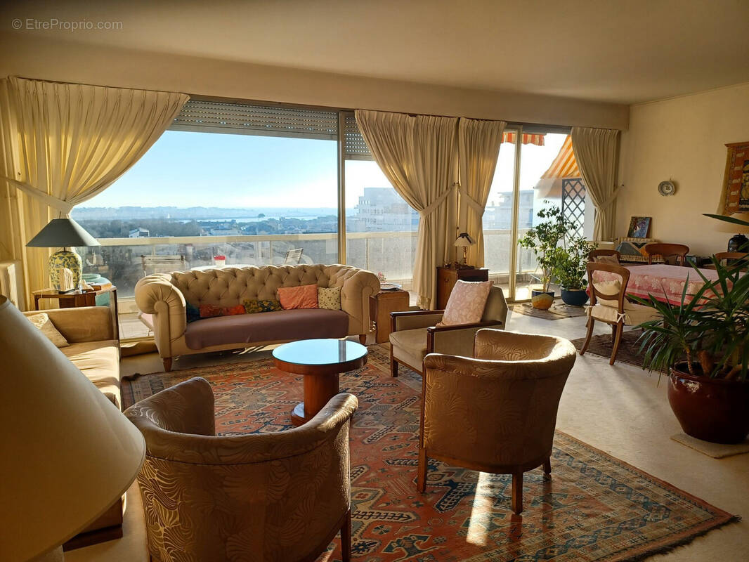 Appartement à LA ROCHELLE